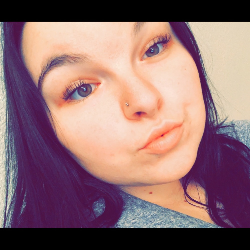 Meet your Posher, Karly